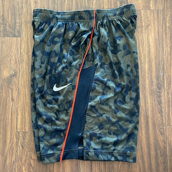 Nike camouflage basketball men short - Picture 6 of 6